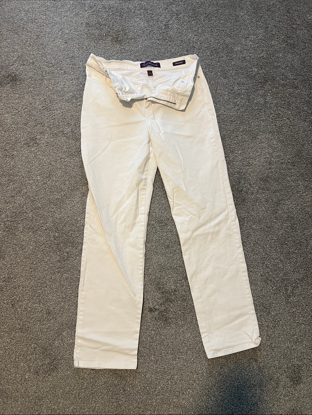 Gloria Vanderbilt Cream Straight-Leg Jeans